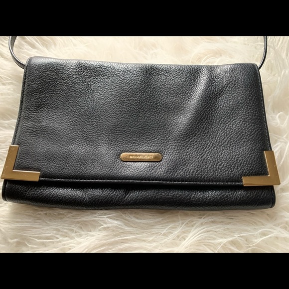 Michael Kors pebbled leather purse - Picture 2 of 7